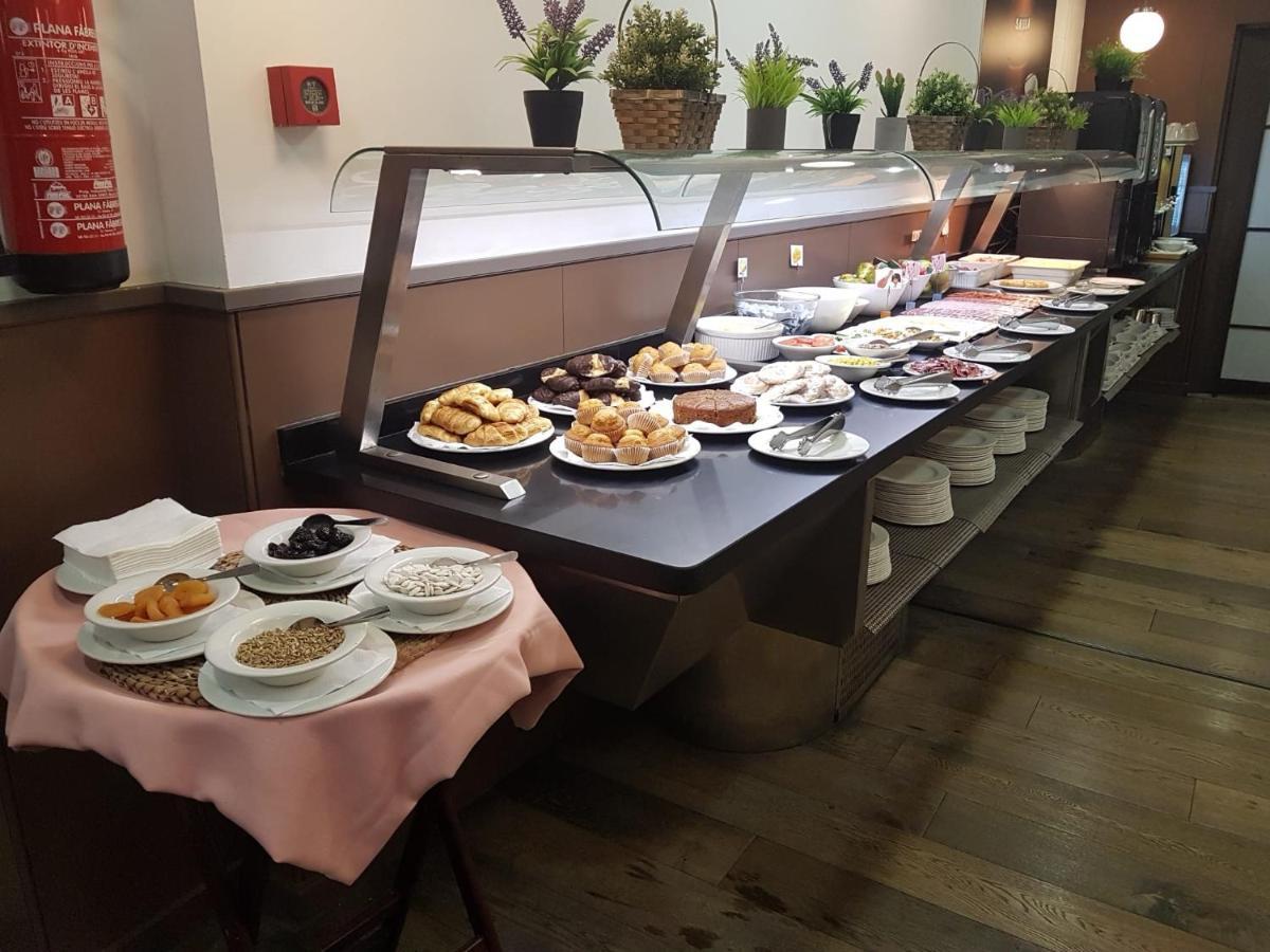 Hotel Moderno Barcelona Zewnętrze zdjęcie