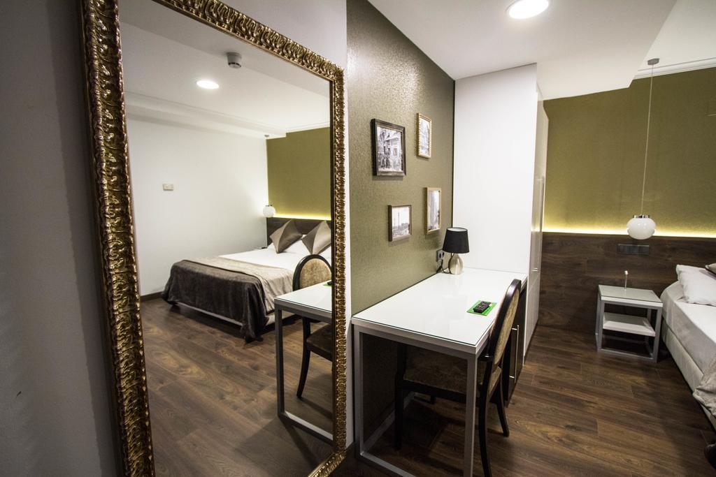 Hotel Moderno Barcelona Zewnętrze zdjęcie